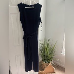 Tommy Hilfiger Women’s Scuba Crepe Cropped Jumpsuit